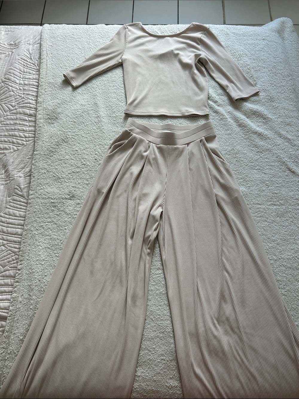 Women's Beige Ribbed Wide-Leg Pants with High Waist Travel Set